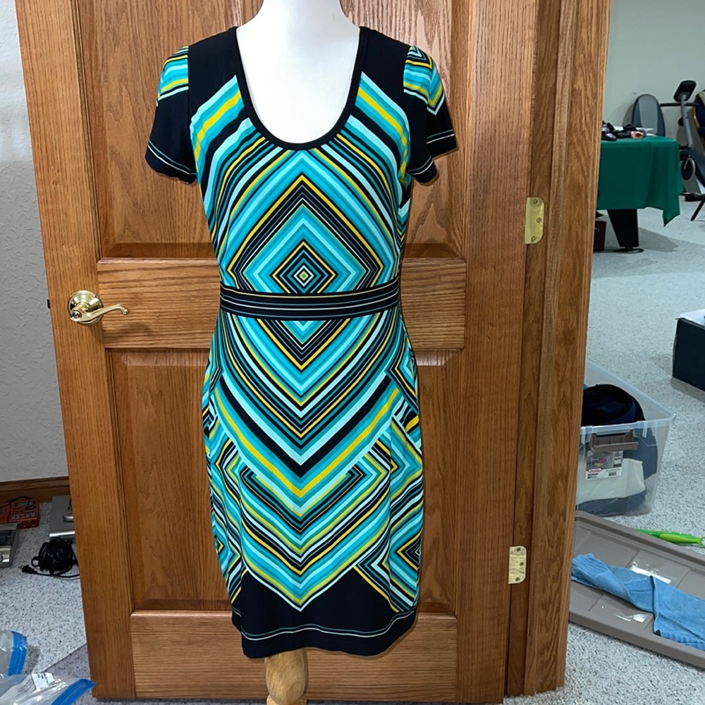CALVIN KLEIN DRESS  SIZE 8